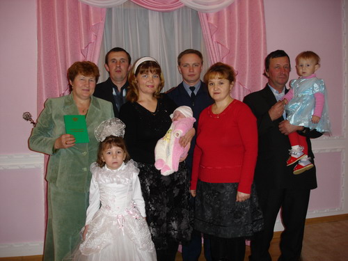 13:25 Красночетайский район: в канун празднования Дня матери состоялась церемония имянаречения